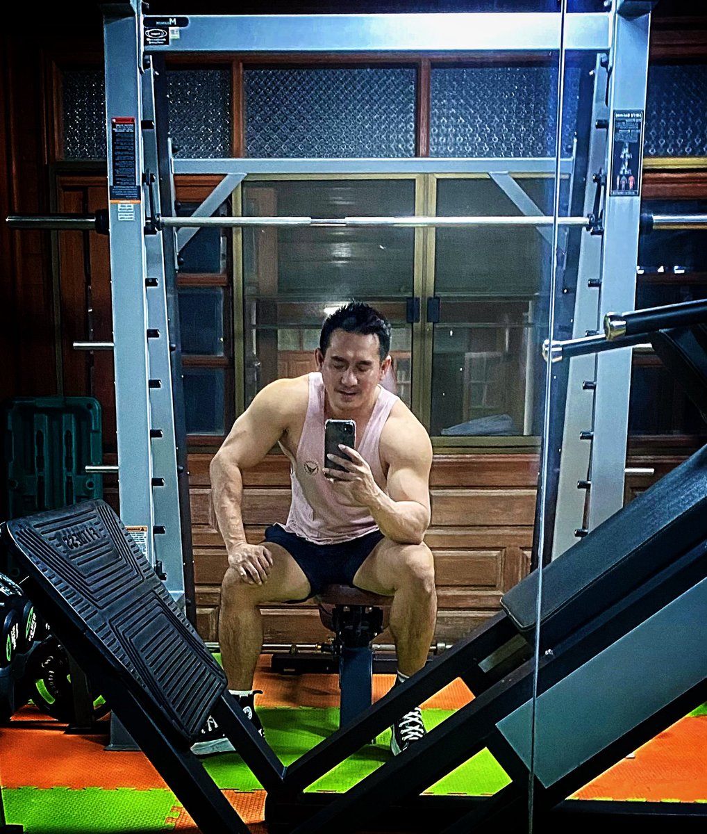 Chakkrin_s's tweet photo. #รับเทรนเพิ่มนะคับ
   - นอกสถานที่ เราก็ไปเทรนให้ถึงที่นะคับ
   - เสาร์ - อาทิตย์ เราก็รับเทรนรายวันคับ
   - รอบ 21.00-22.00 น.  รับเทรน��พิ่มคับ
   - รอบ 04.00-05.00 น. รับเทรนเพิ่มคับ

Focus fitness [ ฟิตเนสและโภชนาการ ]
👨โค้ชเอส
     ID Line : janluck
     ☎️ : 092 4422 616 https://t.co/MTgyVicihS