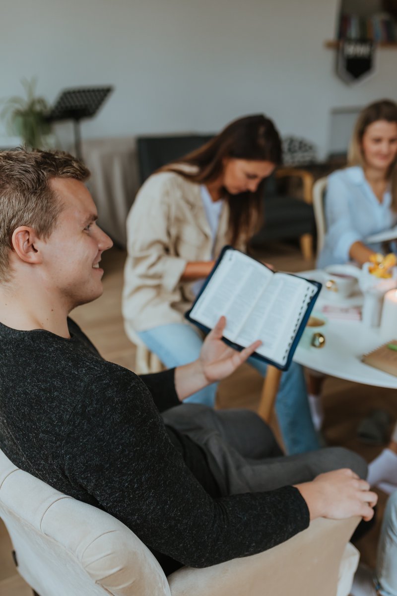 Our Bible study curricula offer concise lesson plans, empowering teachers to lead biblically based, learner-focused sessions. Life Bible Study-Custom is here to supplement your preaching with small group or Sunday school lessons.

Find the right plan here: shop.ironstreammedia.com/bible-study-cu…
