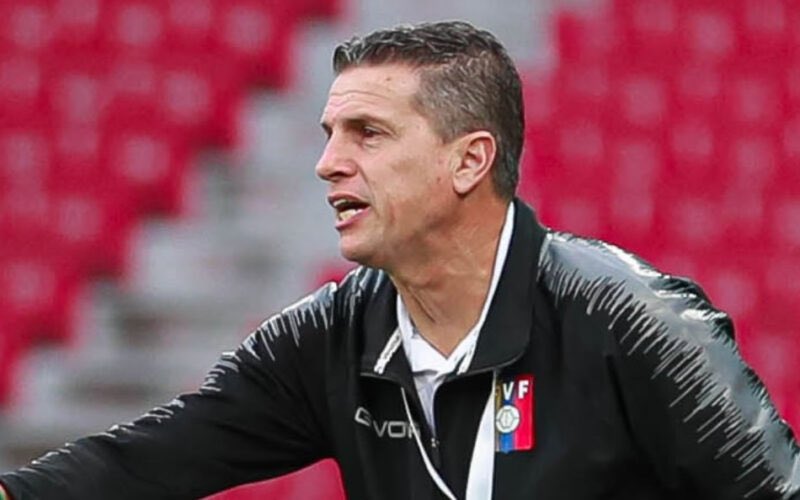 Por primera vez en la historia la <a href="/SeleVinotinto/">La Vinotinto</a> U23 logra una racha de 4 partidos sin perder en torneos Preolímpicos de <a href="/CONMEBOL/">CONMEBOL.com</a>.

Derrotó 3-1 a Brasil y clasificó a la siguiente ronda como el ÚNICO INVICTO del Grupo A.

🟡 🇻🇪 3️⃣-3️⃣ 🇧🇴 
🟡 🇻🇪 1️⃣-1️⃣ 🇪🇨 
🟢 🇻🇪 1️⃣-0️⃣ 🇨🇴 
🟢 🇻🇪