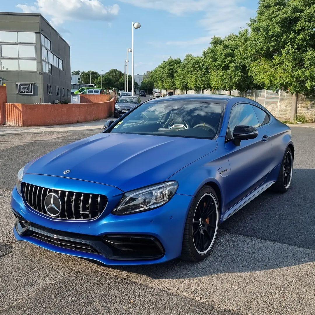 MetroRestyling's tweet photo. Mercedes Benz Wrapped in Orafol Matte Azure Blue Metallic Vinyl ๐
Wrapped by @ssmotors_wrap
#metrorestyling #paintisdead #carwrap #carwraps #vinylwrap #vinylwraps #carwrapping #vinylwrapping #vehiclewraps #vehiclewrap #mercedes #mercedeswrap #orafol #orafolwrap #bluewrap https://t.co/Taaowm2eQc