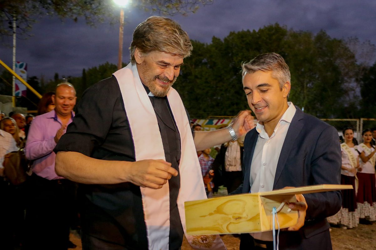 Hoy cumple años un amigo 🙌✨️🥳. 

El Padre Miguel, que me acompañó y estuvo siempre a mi lado en estos años. 

Todos los lujaninos, te deseamos un muy feliz cumpleaños ❤️.