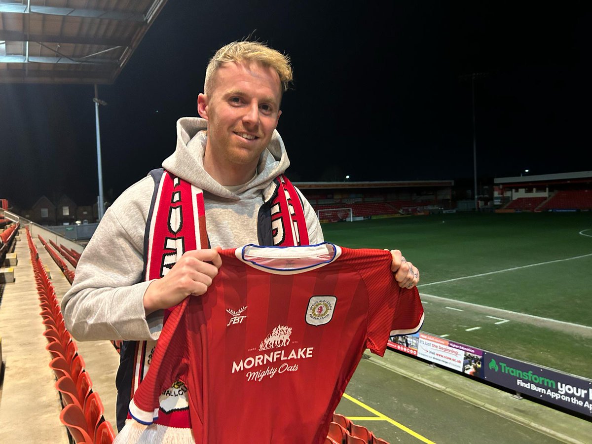 BBCStokeSport's tweet image. The (very) late, late show at #CreweAlex 🕑

They re-sign winger Charlie Kirk on a deal until the end of the season.

#BBCFootball | #TransferDeadlineDay