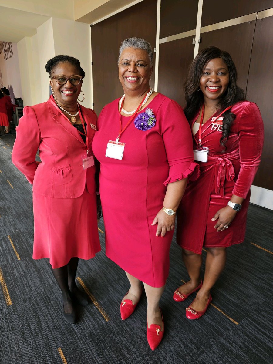 DSTBakersfield's tweet image. BAC had a wonderful weekend celebrating at the statewide Founders Day in Oakland. Memories were made and a lot of love was felt throughout the weekend. #FarwestFIRST  #DST1913 ❤️