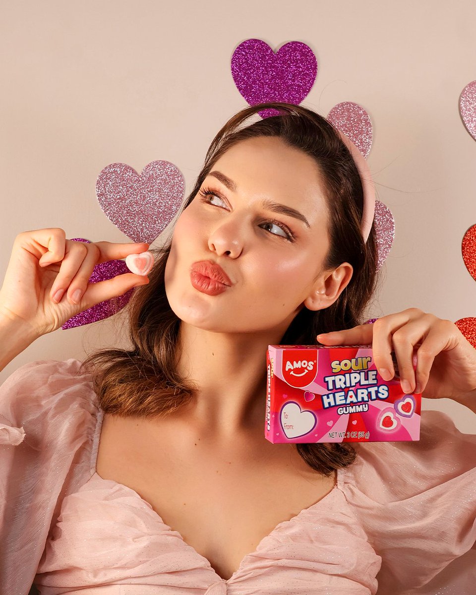 Triple the layers, triple the #love! 💖💖💖
amossweets.com/pages/shop-now… for 20% off all products!

#amossweets #love #valentines #galentines #candyhearts #valentinesdaytreats #valentinessale #gummy #yummy