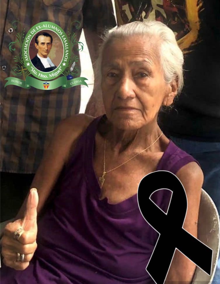 MashiRafael's tweet photo. 😢
Falleció la señora Gloria, mis eternos vecinos de la planta baja, cuando durante 20 años  viví al frente del colegio San José «La Salle» en Guayaquil. Empezó a vender helados hechos por ella, negocio que luego se convirtió en tiendita.
Así conoció a Ovidio, conserje del plantel, a quien de cariño le decíamos fray Ovidio, con quien formó una feliz familia.
Todos los lasallanos los conocemos y, en mi caso personal, son parte de mi vida.
Hasta siempre, señora Gloria.
