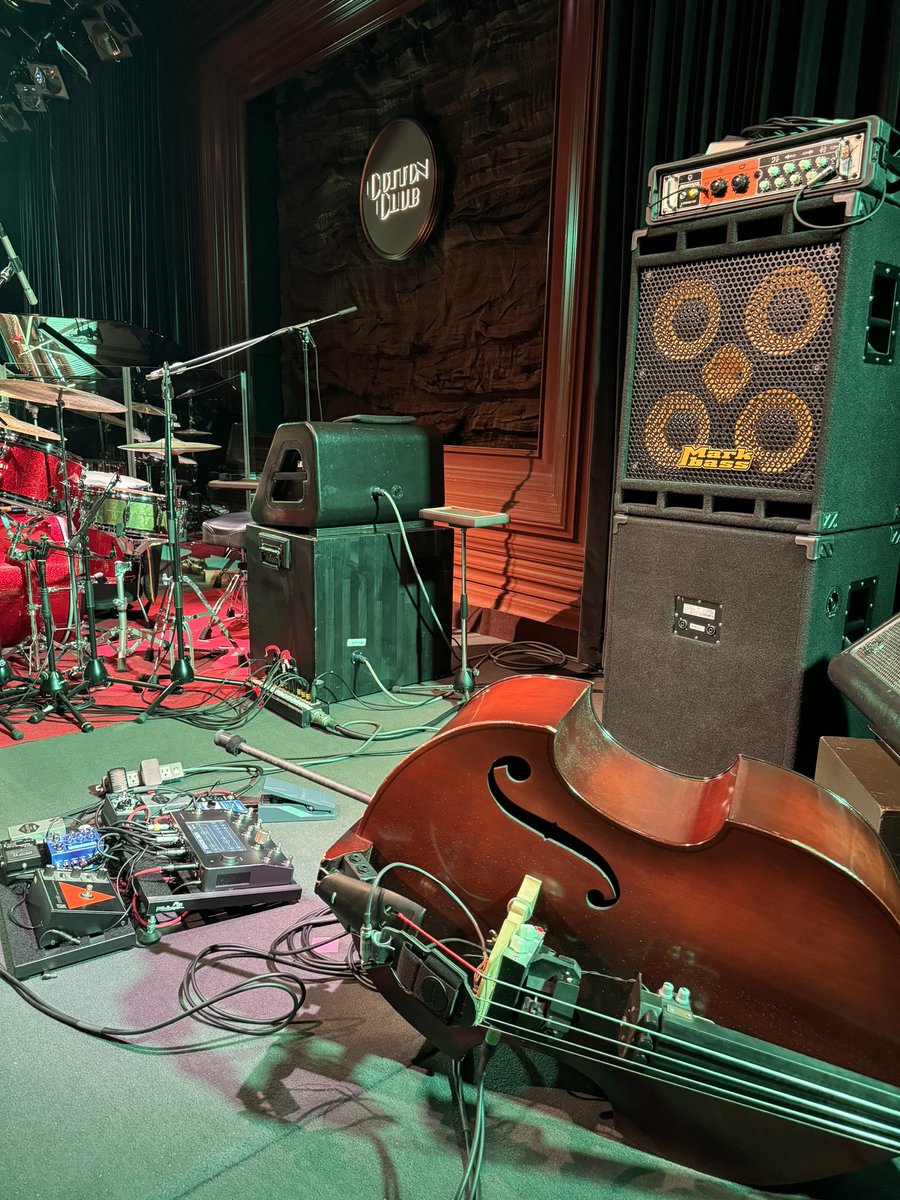 TomotakaSEKIYA's tweet image. 本日TRI4THでコットンクラブ！2024年初ワンマンです。

QUAD CORTEXのセンドリターンにBASS BRASSMASTERをセット完了！
最新デジタル機器とビンテージペダルの融合です。

#quadcortex #bassbrassmaster #occultdipbox #eva電子 #bosspedals #Orangeamps