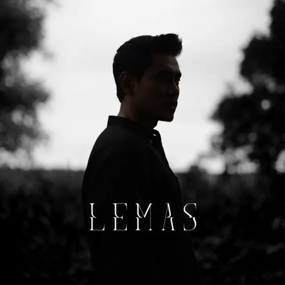 cartapop's tweet photo. Lemas by @khaibahar94_ debuts at #3 on iTunes Malaysia Singles Chart. https://t.co/chPEqxcVRs