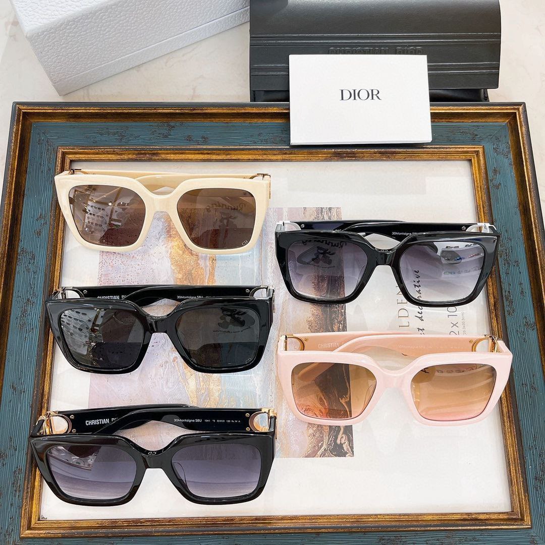 Which color is more beautiful?🙂☺️☺️☺️