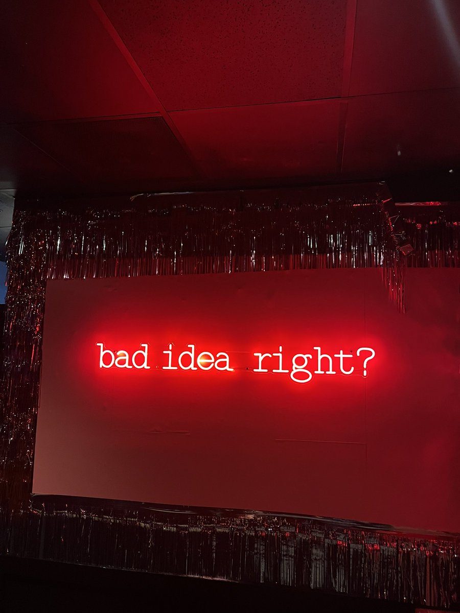 LaetitiaParente's tweet photo. Went to Sf bucketlister crushed heartbreak pop up preview at the Westwood bar in #SanFrancisco 💔 I tried the “bad romance” cocktail and was the best from the menu  💌🍹 #sfbucketlist #valentinesbar #galentines #love #ValentinesDay #bucketlister https://t.co/cVfqcrs6SN