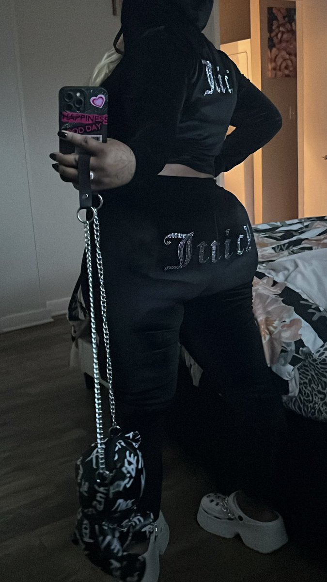 beaautifulChild's tweet image. And I get fly as hell, especially in a black fit 🦾⭐️🎈💐 #OGSTATUS