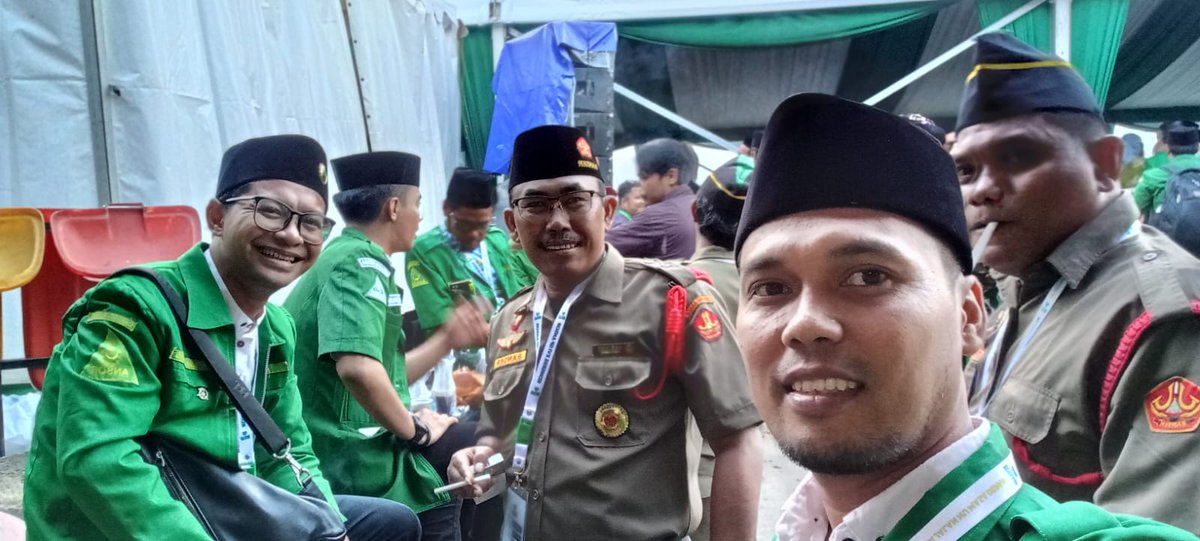 Ecko29502961's tweet photo. PC GP Ansor Bangil hadiri Kongres XVI Gerakan Pemuda Ansor Bangil di pelabuhan tanjung Periok Jakarta 
#KongresXVIGPAnsor https://t.co/Xlal6LswTa