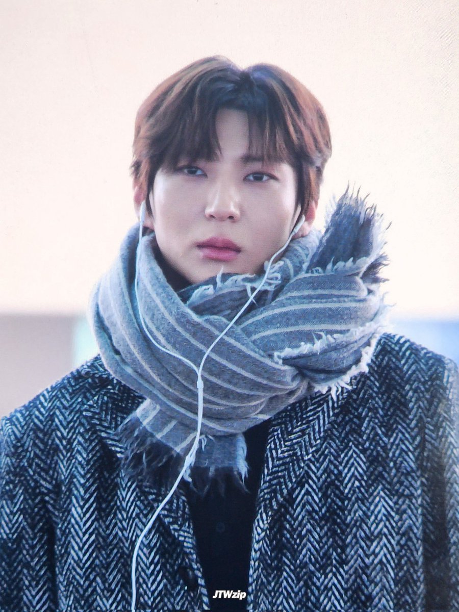 JTWzip's tweet photo. 240202 출국 프리뷰

왕자님이 어딜가ㅠㅠㅠㅠㅠㅠㅠㅠㅠㅠㅠ

#레오 #LEO #정택운 #택운 @JUNGTW_LEO https://t.co/GxJgtRpgbD