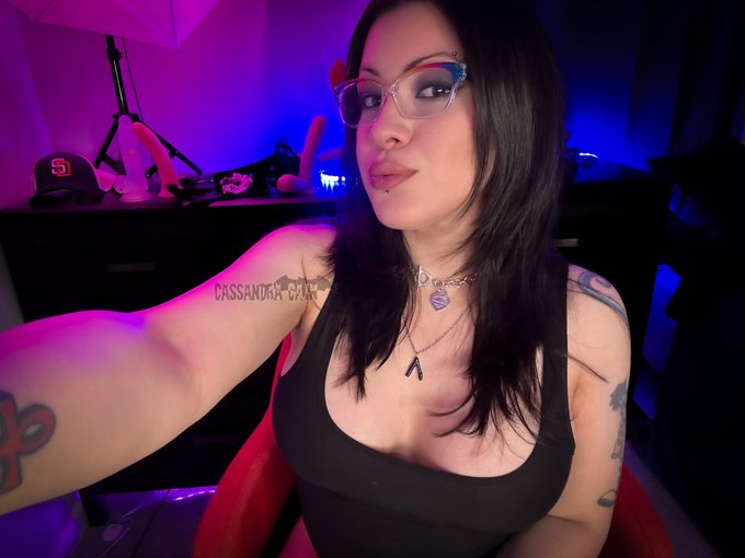 Like my haircut? Come see it more on cam. Link below https://t.co/R9zVL2Ktz5<a href="/tag/mvsales"class="tags"><span>#mvsales</span></a>