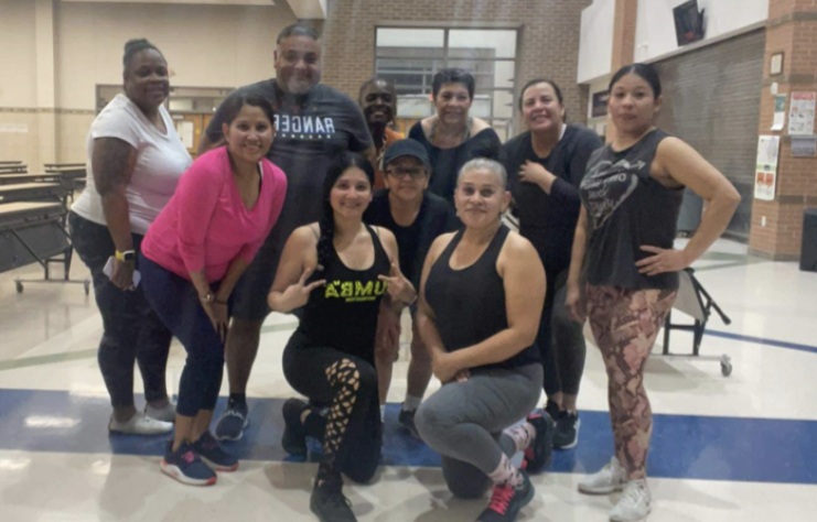 DVISD_DMS's tweet photo. Check it out & come on over!
Free Community Adult Zumba classes every Tuesday & Thursday from 6:15 pm - 7:15 pm in the cafeteria.
Smoothie food tasting the last Thursday in each month.
See you there.
#Community #zumbadance #wellness #daileyprideallday https://t.co/tHUuhMX6ib