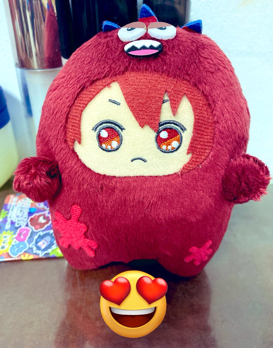 mis545's tweet photo. #七瀨陸 #アイナナ
一月的盤子收到了XD
@壞怪獸
終於在勉強能接受的價格裡買到第一隻怪獸娃，實體好肥美超級可愛的！好怪獸就交給住在日本的妹妹了，要幫我夾到啊～
@衣裝展大毛巾
收到實體好好看，是美美的人妻陸XD
以後有參加包場或演唱會就可以帶去用了 https://t.co/oIObOsNJM2