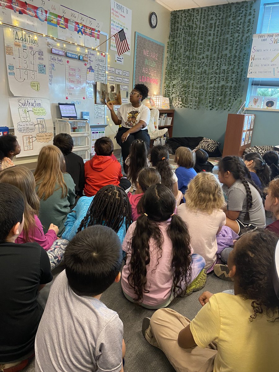 MsRauberGrade2's tweet photo. Second grade classes came together today to celebrate Black History Month with a read aloud! @ApacheIS512 #OneShawneeMission https://t.co/i2ZdkT0IZh