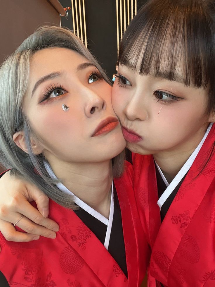 chuukrm's tweet photo. @menfess Cama mommy Haseul ♡ https://t.co/NzSJ8zad01