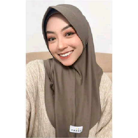 Riani_11_'s tweet photo. Jilbab bergo instan jersey yang lagi viral ini cuma 25 ribuan aja, bisa dipakai untuk sehari hari, buat jaga warung, bahkan untuk pergi ke warung ataupun untuk pergi jalan jalan juga masih kece

Link shopee : https://t.co/nkO74MazuN https://t.co/RoMKvqfnuJ