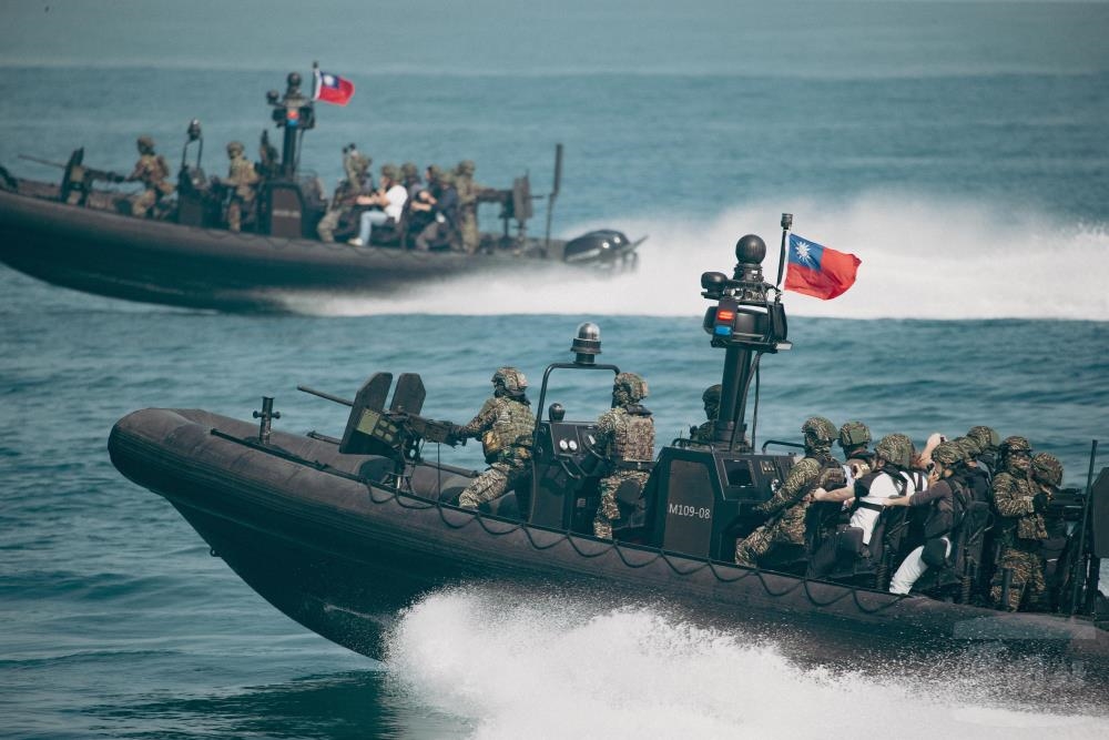 Taiwan Today on X: Two M109 assault boats of the ROC (#Taiwan🇹🇼) Navy⚓️ take part in a maritime exercise at the Zuoying naval base Jan. 31 in the southern port city of Taiwan Today on X: Two M109 assault boats of the ROC (#Taiwan🇹🇼) Navy⚓️ take part in a maritime exercise at the Zuoying naval base Jan. 31 in the southern port city of