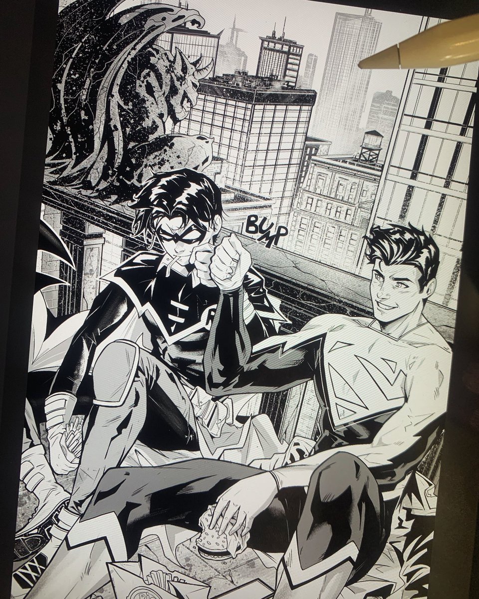 I AM GOING TO CRY LOOK AT THEM😭😭🖤🖤