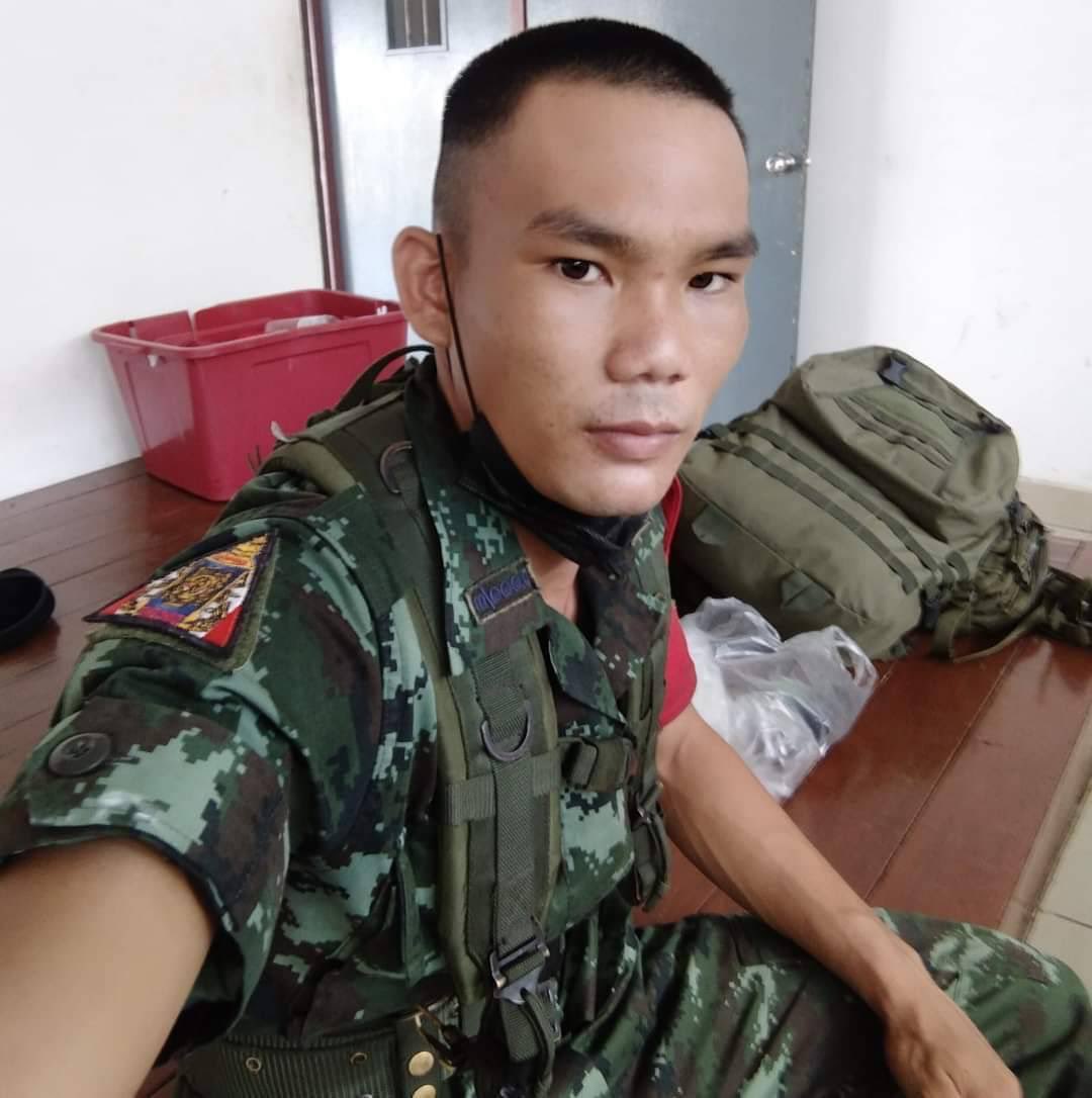 Nox121e's tweet photo. ทหายผลัดใหม่ควย 56 
#ทหาร #เงี่ยยนควย https://t.co/TvZGaMUA0w