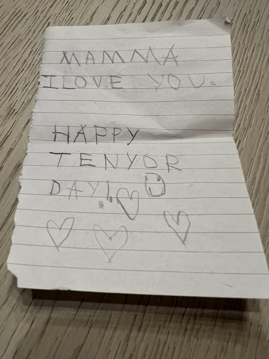 Silvia Saccardo (@silvia_saccardo) on Twitter photo Officially tenured! <a href="/CarnegieMellon/">Carnegie Mellon University</a> <a href="/CMU_DietrichHSS/">Carnegie Mellon University Dietrich College</a>
So excited and grateful! And this note from my 5-year-old made the day even more special 🥳 Officially tenured! <a href="/CarnegieMellon/">Carnegie Mellon University</a> <a href="/CMU_DietrichHSS/">Carnegie Mellon University Dietrich College</a>
So excited and grateful! And this note from my 5-year-old made the day even more special 🥳