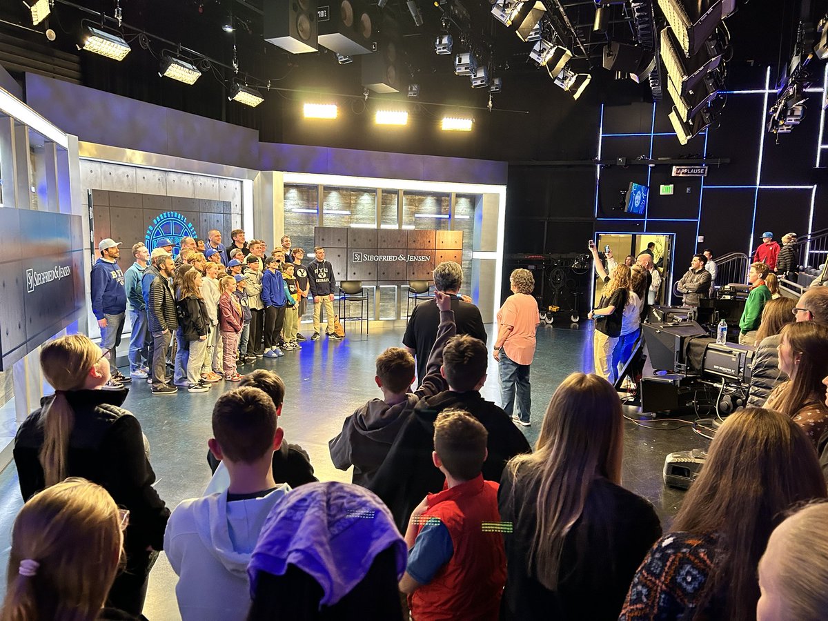 gregwrubell's tweet photo. Post-#PopeShow pics inside Studio C at @byutv with @CoachMarkPope and special guest Trey Stewart.
Great crowd and fun show once again; we’re back with you next Thursday.
Go Cougs! https://t.co/IY98VRb3wi