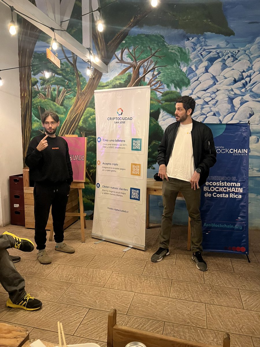 InBestProgram's tweet photo. Hoy con los cracks de @nimiq 💪🏻 en la #criptocantina pagando con crypto en la #criptociudad 👀 en San Jose 💥 https://t.co/YoMxol7pEo