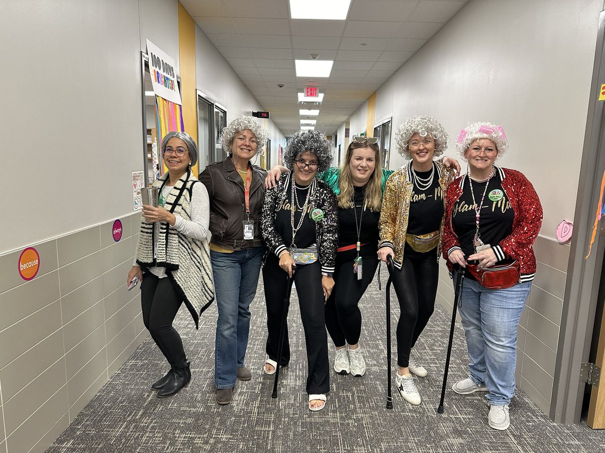 We celebrated the 100th day today in a variety of different ways in classrooms. 🎉 Look at these fabulous GLAM-MAs from 1st grade! Have a picture of your kiddos before they left for school?! Drop it below if you’d like it considered for the yearbook. #FielderPride <a href="/katyisd/">Katy ISD</a>