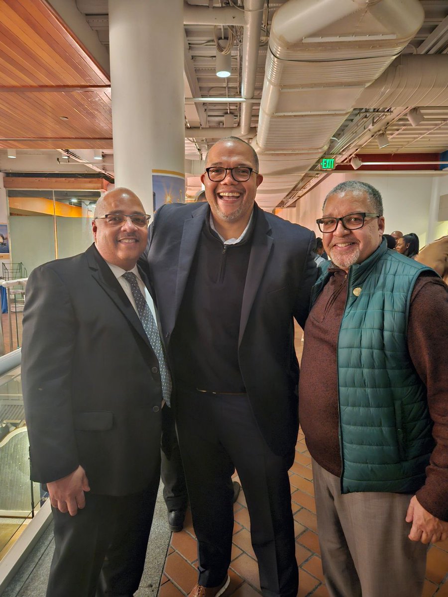 Stinnett_41st's tweet photo. The Baltimore Times….
Congratulations to all of the 2023-2024 Best of Black Baltimore Winners! The Baltimore Times coordinated a phenomenal event.
A job well done by Executive Producer James H. Collins Jr.!!
#TheBaltimoreTimes #GOSBA #MDDGS https://t.co/WhKNZolIAw