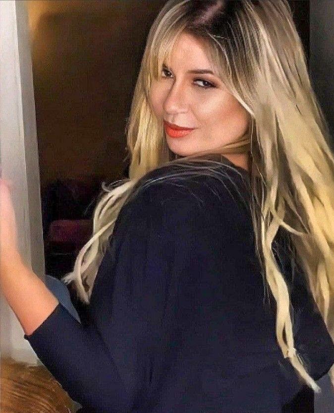 fcmaedoleoo's tweet photo. 🚨RAINHA!! Marília Mendonça atingiu 143 Milhões de Streams no Spotify no mês de Janeiro!!👑 https://t.co/yJeO3lr3Tm