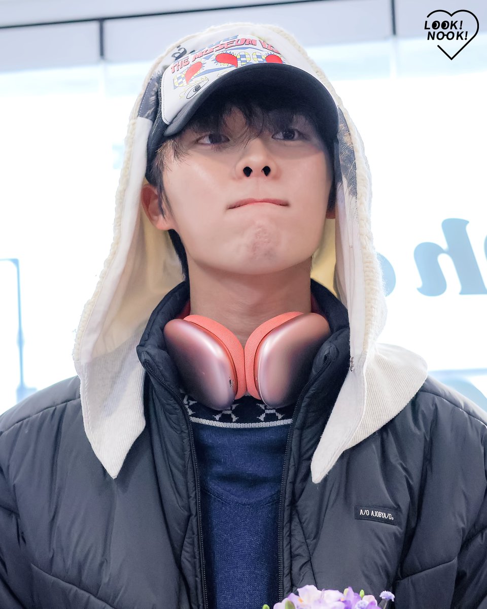 Lo_oKNo_oK's tweet photo. 240130 생일카페

입꾹꾹이 귀요미에요😖

#최현욱 #CHOIHYUNWOOK #チェヒョヌク https://t.co/HkD1SL1lLr