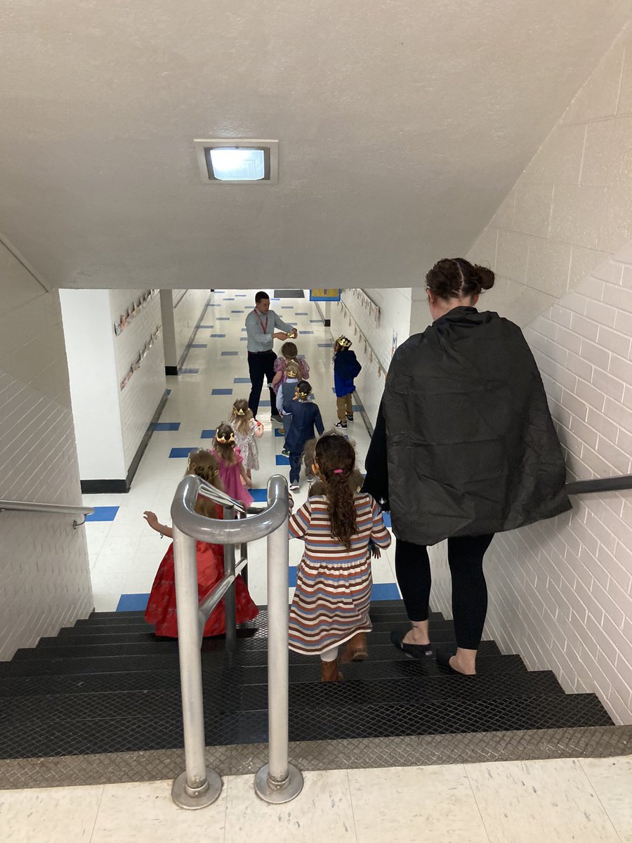 Check out our smallest WSES cardinals…. Our Pre-K students celebrated a Prince and Princess Day with a parade throughout the school.  

A big thank you to our fantastic Pre-K teacher, Mrs. Caldwell, for making each day a special day for our tiny but might cardinals!