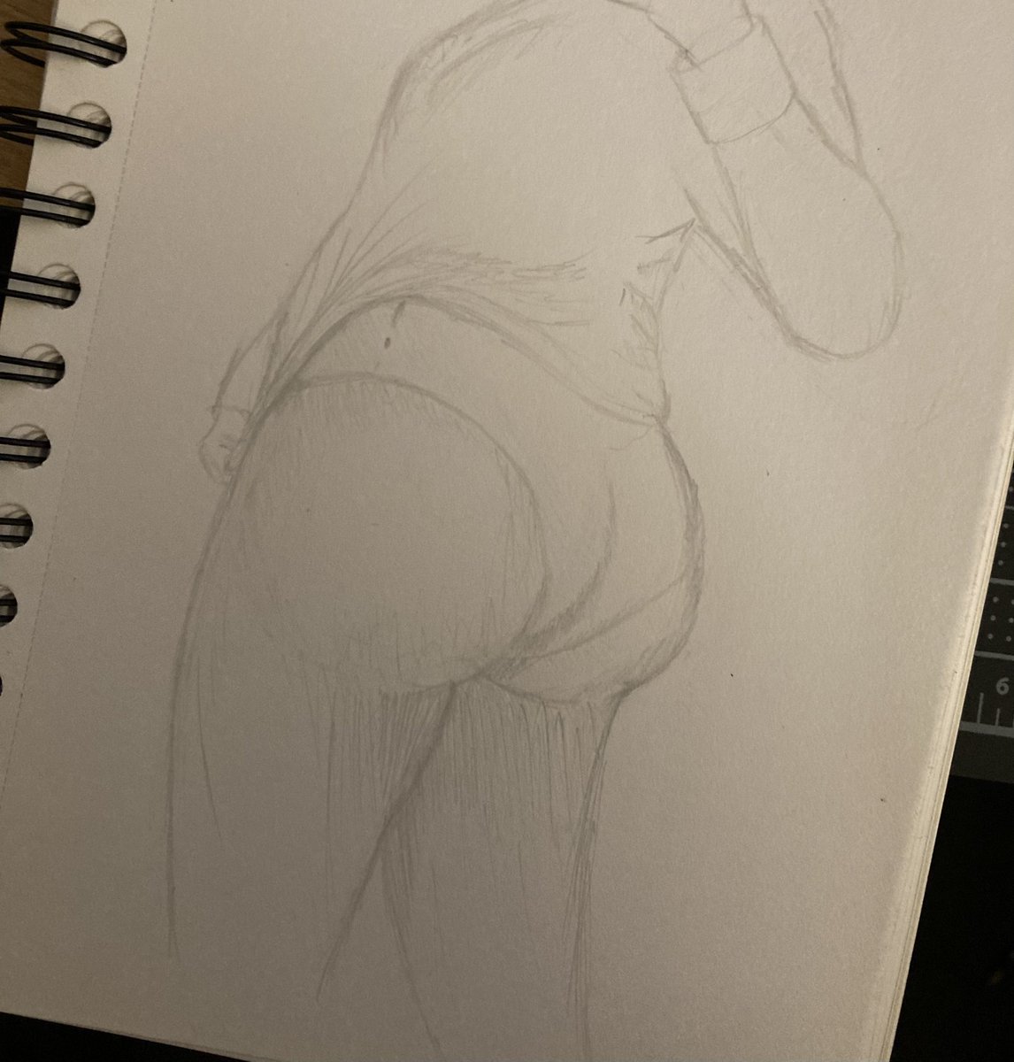 2000_dummy's tweet photo. @lazydemonweeb Ass so nice it inspired a throwaway account to practice their anatomy https://t.co/CnWHniTETv