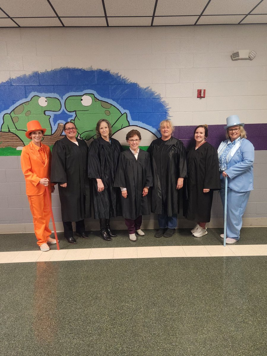 April Hale Lane tweet media