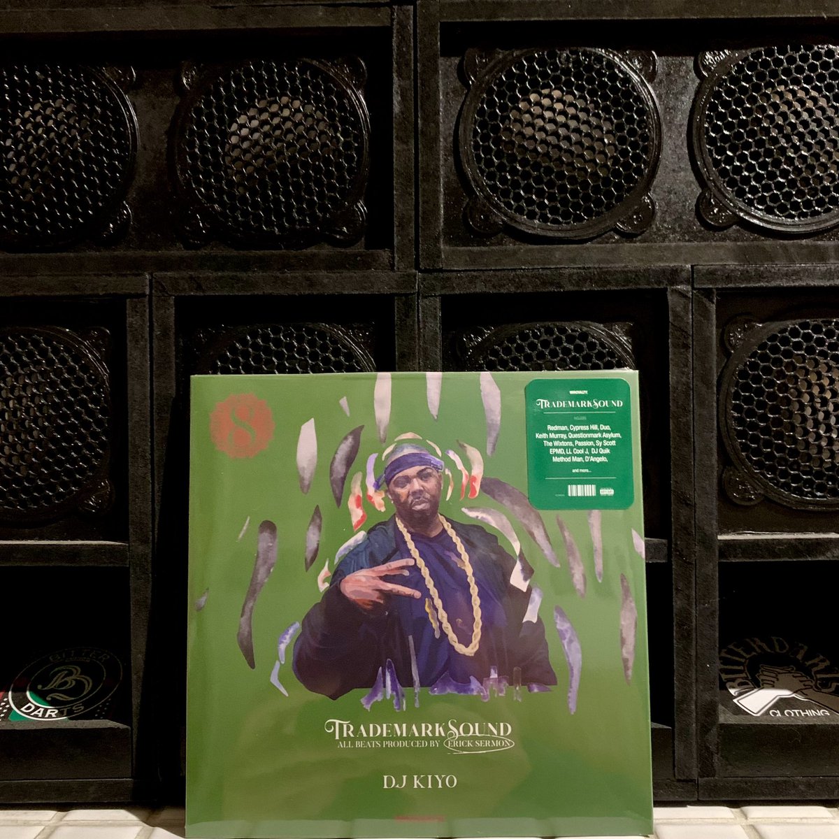 BITTERDARTS's tweet photo. Now Playing💿🎶
『TRADEMARK SOUND VOL.8 - ERICK SERMON』
MIXED by DJ KIYO
https://t.co/tDx0iJDhEO
#mixcd #djkiyo #trademarksound #ericksermon #royaltyproduction #hiphop #bitterdarts #ビターダーツ #青森ストリートショップ #青森レコード #レコードのある店 #aomori #青森 https://t.co/HO39hXsyi2
