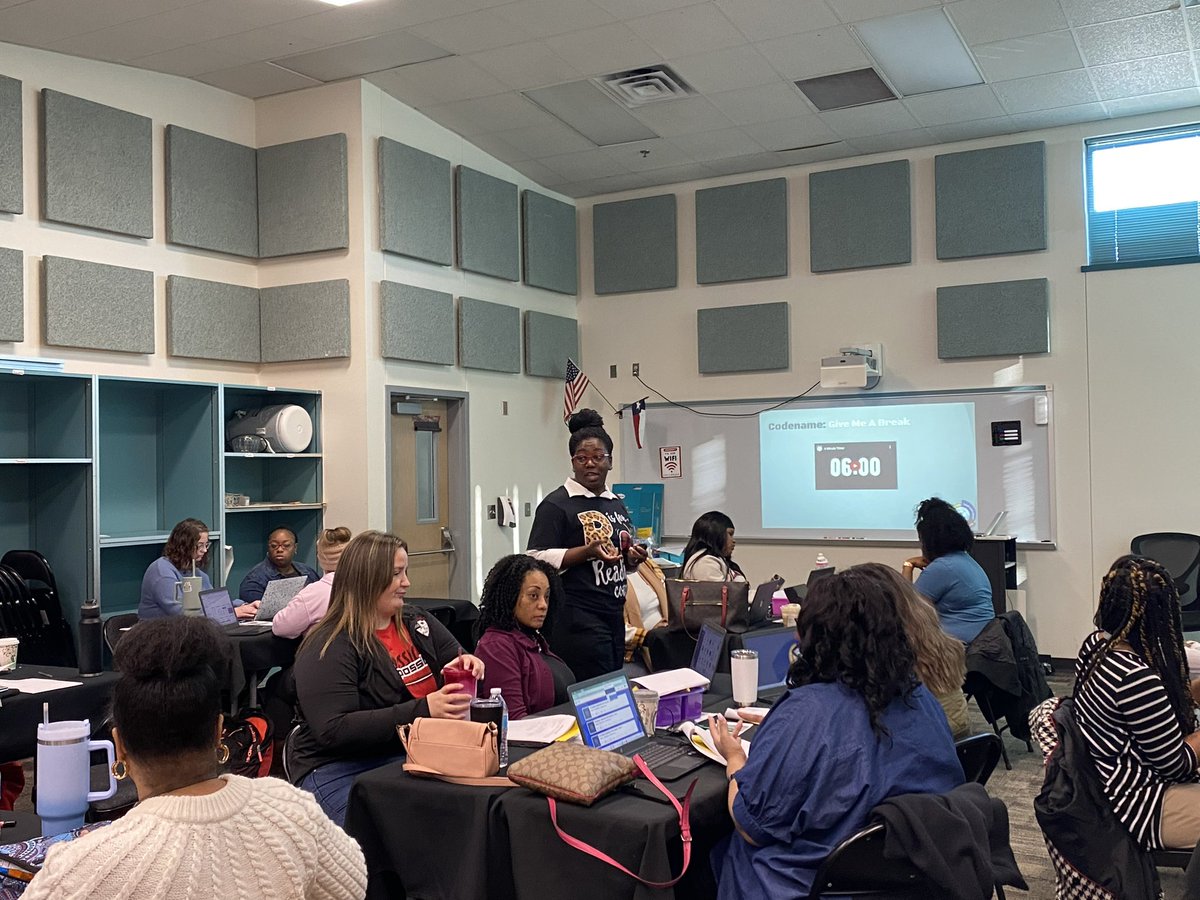 7BK_Senn's tweet photo. Been gone for a minute, now I’m back pt 2: having co-facilitated in the January District PD #OperationReboot with @MeloAgenda https://t.co/SDx2TAbyez