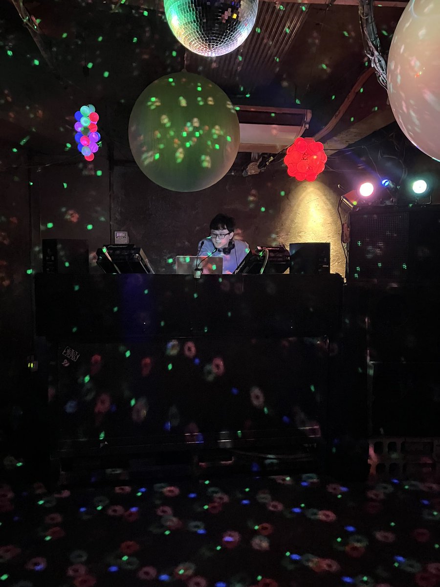 flanky17's tweet image. 昨日、SPIN to be CONEXT
ゲストDJのマエダさん、チェルブ君
遊びに来てくれた方々ありがとうございました。また3月の第一木曜お待ちしてます
#StbC