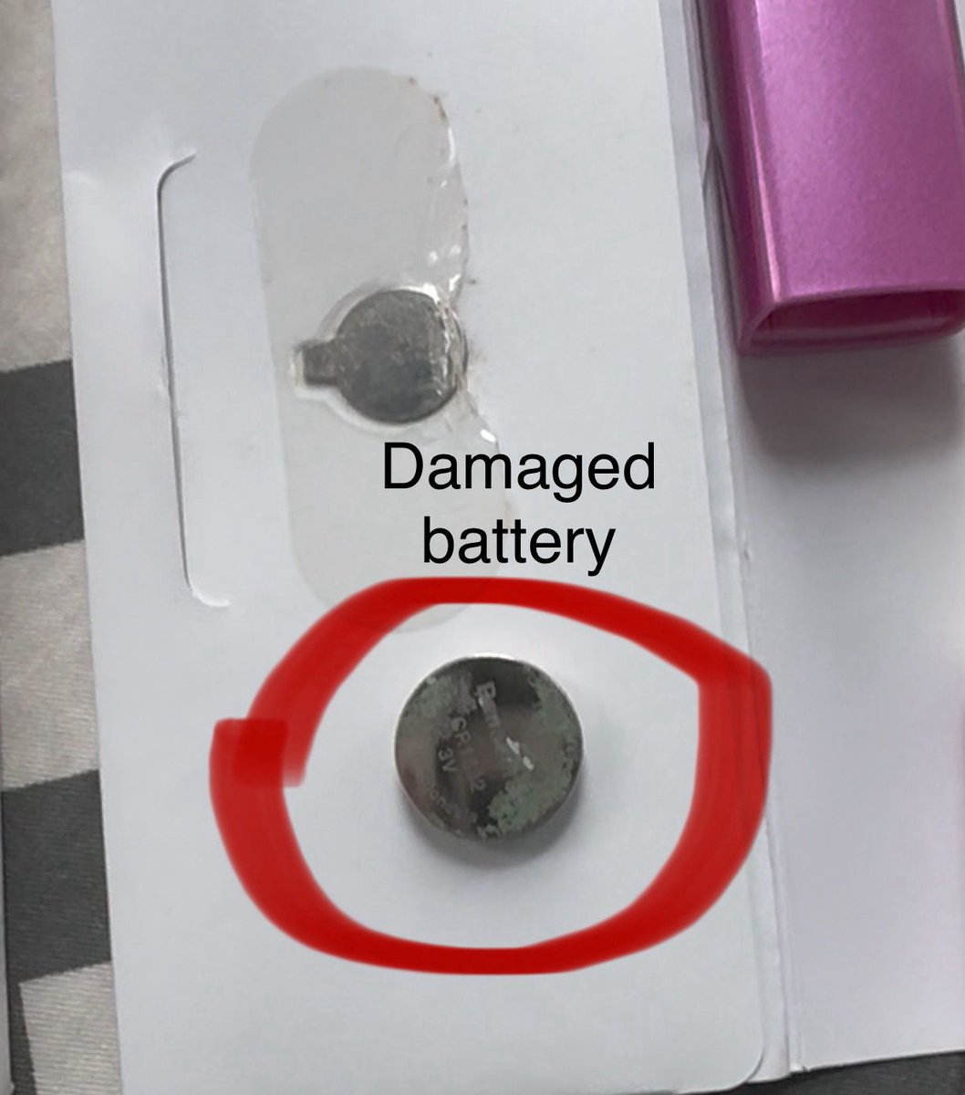 aravindsr's tweet photo. Received awful service from @LazadaSG. Ordered after a long hiatus, but it's my last due to false advertising. Product differs from ad, and the battery is worn. Requested return within an hour, rejected despite a 7-day return policy claim. Paid $40 for their mistake...(1/n) https://t.co/8mrnquBmWZ