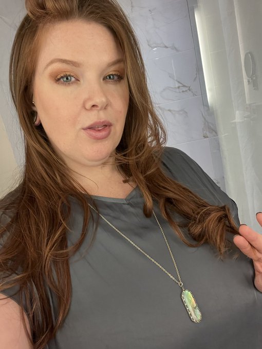 Who wants to join mommy on the strip ? https://t.co/OJKIk4jElu