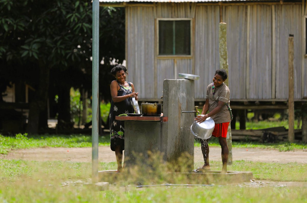 wafigolpujv's tweet photo. The WGJV continues to support WaSH Projects in the Wafi-Golpu Project Area with the latest being in the Babuaf community comprising water supply and hygiene works at the Babuaf Primary School, Babuaf Elementary School, and Kapunung village. Read more at https://t.co/724H2SeYr9 https://t.co/GBoQOt1AyW