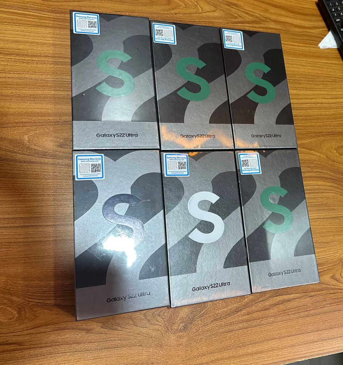 Pamellah256's tweet photo. GALAXY S22 Ultra 5G (256/12) 
At 2.55m (Brand Neww) 
Call/Whatsapp @sologajets on 
☎️0702 441411 and make your orders, ,
#sologadgets https://t.co/WHfYGKhres