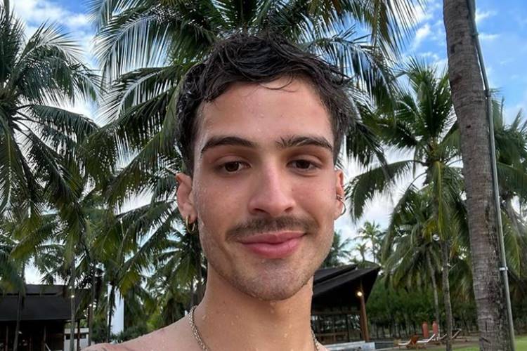 areavip's tweet image. João Guilherme completa 22 anos e ganha homenagens na web
LEIA 👉areavip.com.br/famosos/joao-g…
.
O famoso celebrou seu #Aniversário em grande estilo. ... #AniversárioDeJoãoGuilherme #CantorLeonardo #DESTAQUE #JoãoGuilherme #Leonardo #MúsicaSertaneja #Sertanejo #Virgínia #ZéFelipe