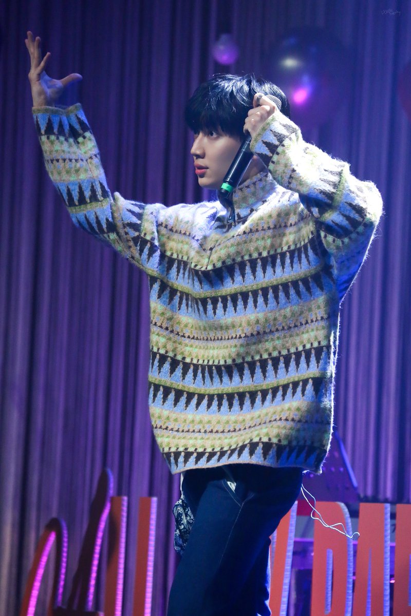 D4freakyKM's tweet photo. 《 HQ 》
🖤 240107
2024 BF FAN CONCERT “ALL DAY PARTY”
Part 1. 내가 갈개

#BF #광민 #Kwangmin #クァンミン
#BOYFRIEND #보이프렌드 @KM__950424 https://t.co/r8ma5HnDqt