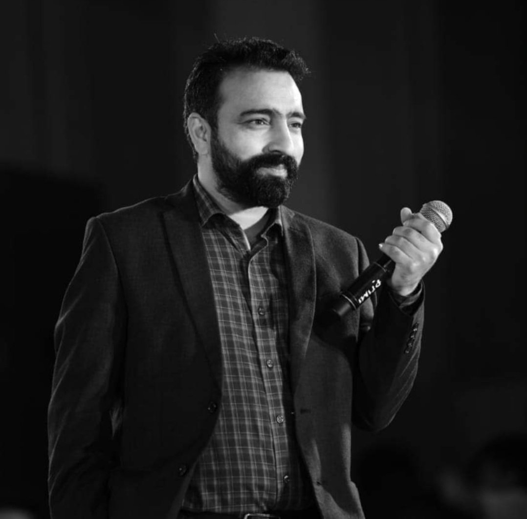 Dr.Amit Kumar Sharma IAS (2016 Batch) who is a Veterinarian and Alumnus of COVAS Palampur (20th Batch) has been posted as Deputy Commissioner District Kinnaur at Reckong Peo (HP).
Congratulations 🎉👏 Dr.saab
