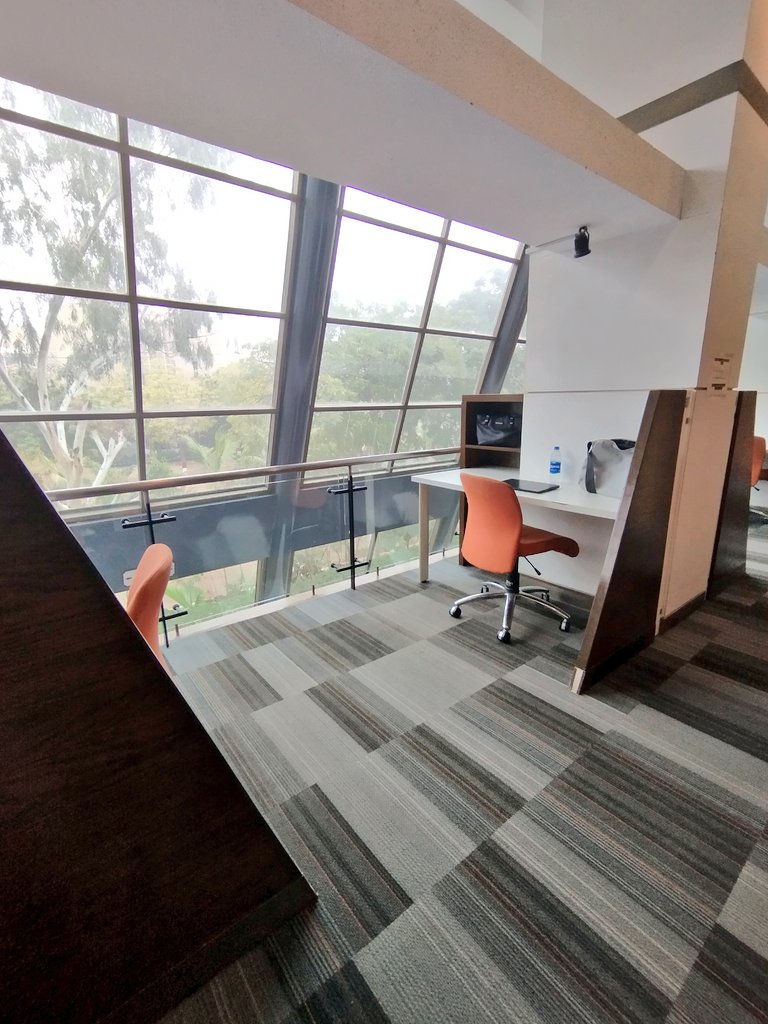 UmemaSiddiqi's tweet photo. Will be working from #IBAlibrary today because I simply adore these beautiful expansive windows!๐
Check out the last picture to know what ๐people are reading these days ๐ซฃ
@ibakarachi #Library
@sess_iba
#Karachi @Momademia #AcademicTwitter https://t.co/P3nxjdSbDw