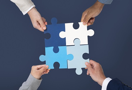 AsiaBusinessOu1's tweet photo. DBS Group to Combine Equity Capital, Brokerage and Digital Exchange
Read More: https://t.co/FBxU5vfyvJ
@dbsbank
#DBSGroup #brokeragedigitalexchange #GlobalFinancialMarkets #treasurymarkets https://t.co/2d0iRVF04f