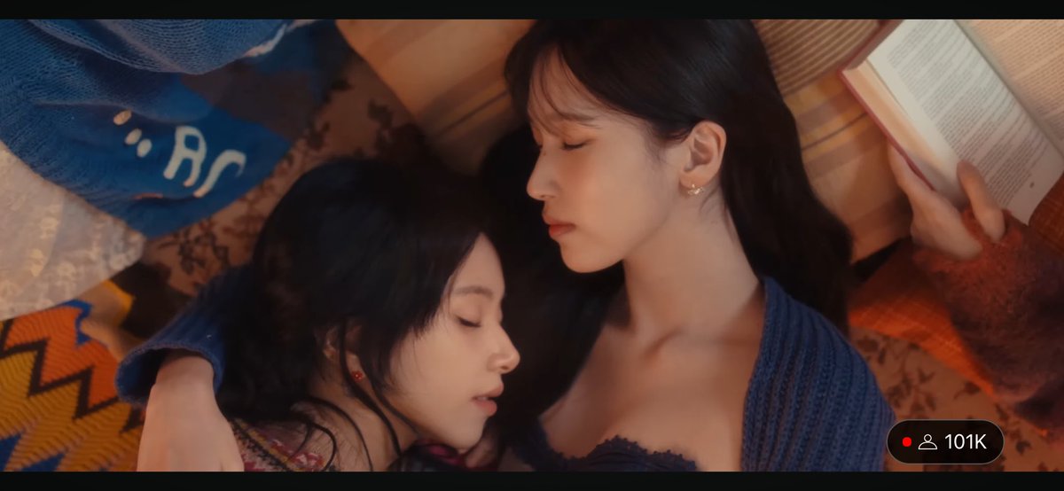 chaeng_steponme's tweet photo. MY MICHAENG 😭😭😭😭😭😭😭 https://t.co/trKGN3jA3D