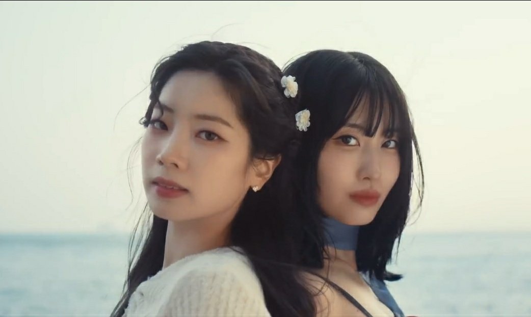 they were in a ship (yacht) and THE SHIPS are sailing 💗😭