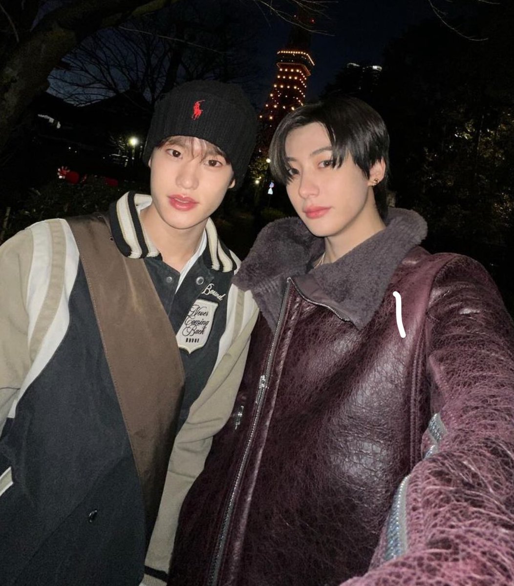 희야 (@luv11hee) on Twitter photo 